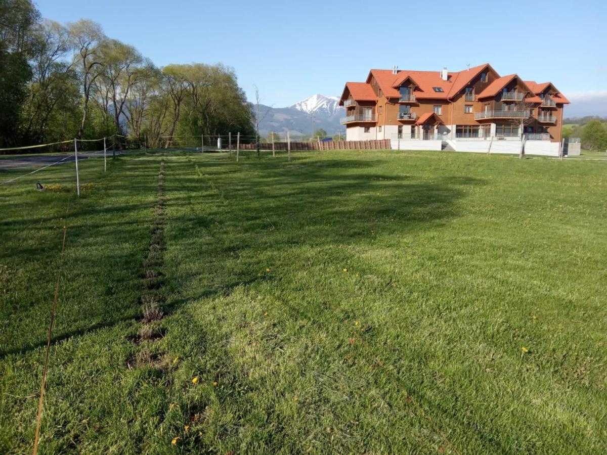 Penzion Kamence Liptovský Mikuláš Esterno foto